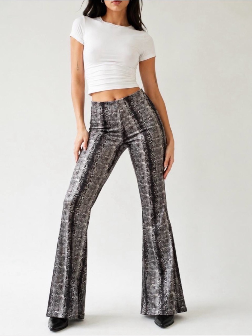 NWT Idem Ditto Snakeskin Velvet-Feel Flare Pants – Size Small